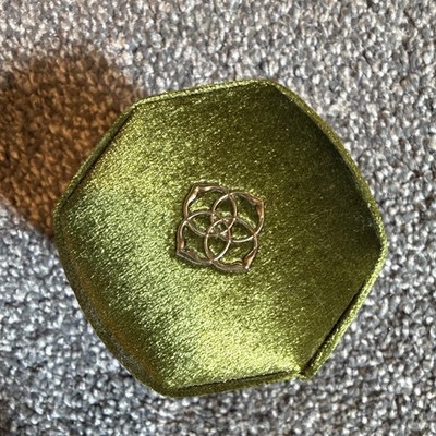Kendra Scott Green Hexagon velvet Ring Gift Box