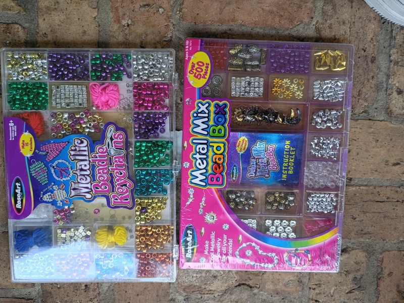 Vintage RoseArt Bead Set Lot - Metallic Beadie Keychains & Metal Mix Bead Box - 