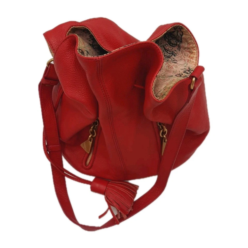 Cubo See By Chloe Cuero Color Rosa Borla Dorado Herrajes Tamaño Mediano. Foto 4 de 4