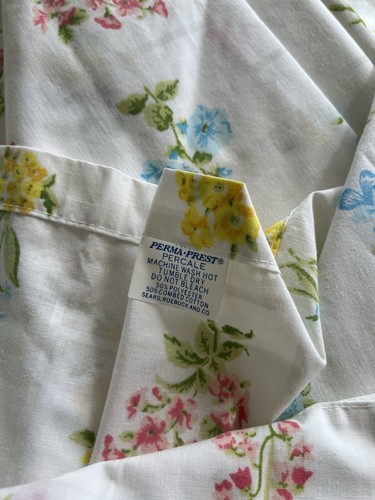 Sears Floral Twin Flat Sheet Pink Yellow Blue Green Polyester Cotton Vtg 60s 70s - Picture 6 of 7