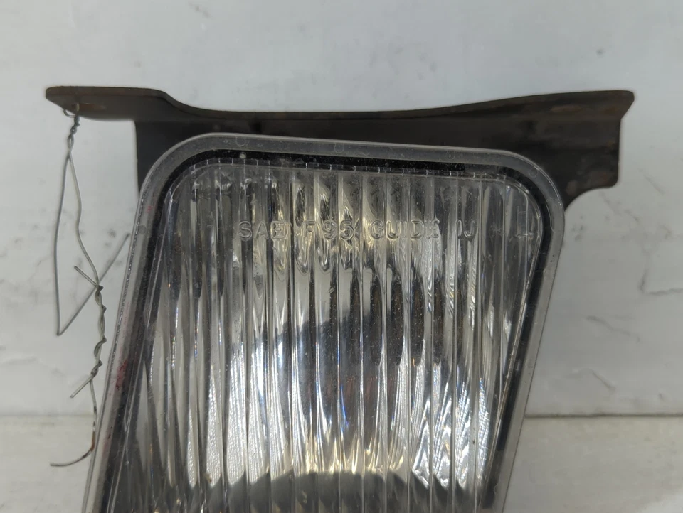 Lâmpada de neblina 1994-1997 Chevrolet S10 driver fabricante de equipamento original esquerdo VZA6G - Imagem 3 de 4