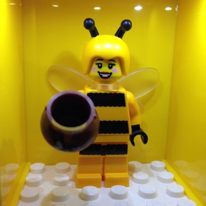 lego bee girl