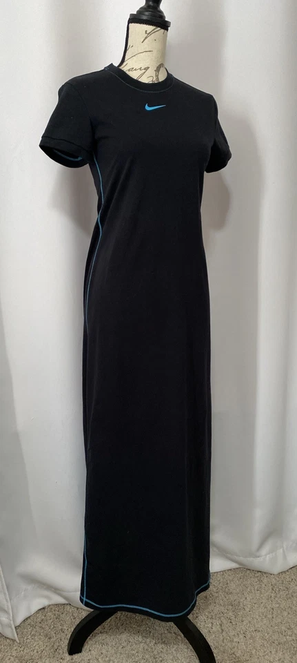 Maxi Vestido Nike Manga Corta Jersey Negro Azul Borde Swoosh Talla M Nuevo sin Etiquetas Foto 2 de 4