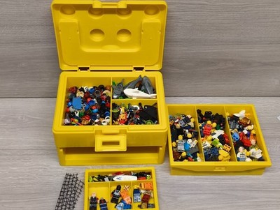Lego Minifiguren Restposten Konvolut - 132 gemischte Figuren und Aufbewahrungsbox