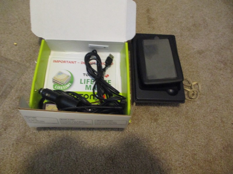 TOMTOM VIA 1405 TM IN ORIGINAL BOX