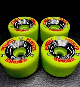 VINTAGE POWELL PERALTA G-Bones Green Wheels BRAND NEW