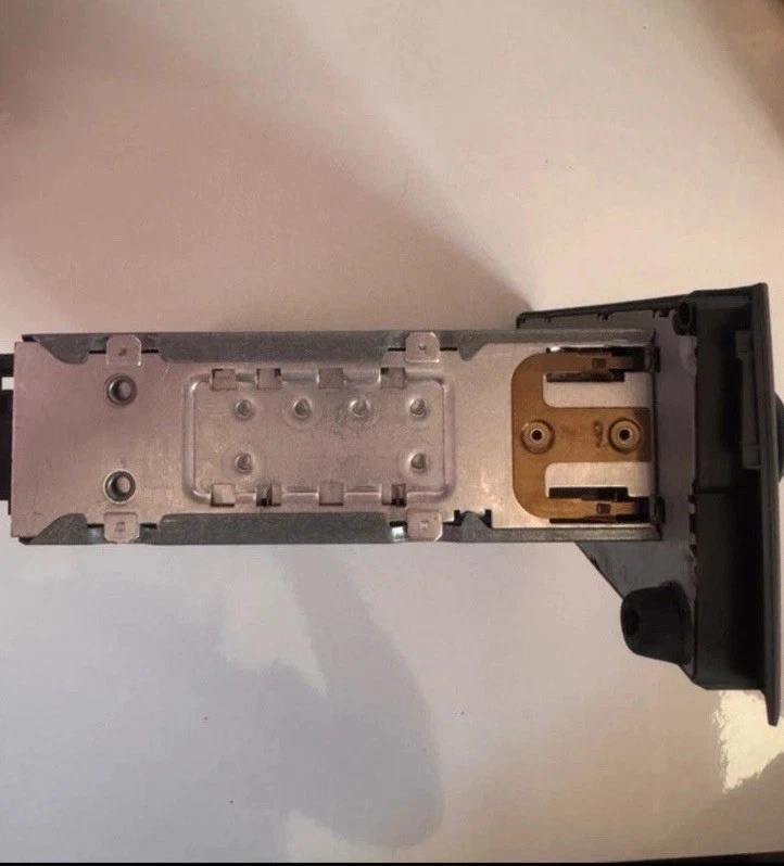 735446970 CD Autoradio per Fiat Grande Punto Con Codice Sblocco, BORDO ROTTO PÓ - Immagine 4 di 4