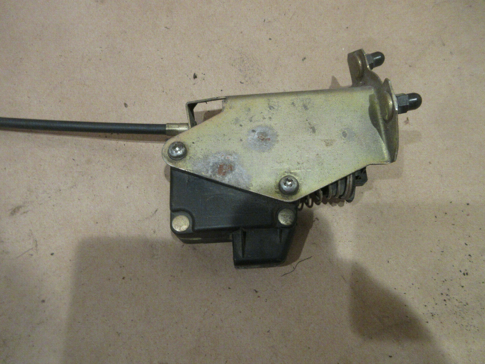 Ferrari 360,430,550 Fuel Filler Door Actuator With Cable  -P/N 65395900