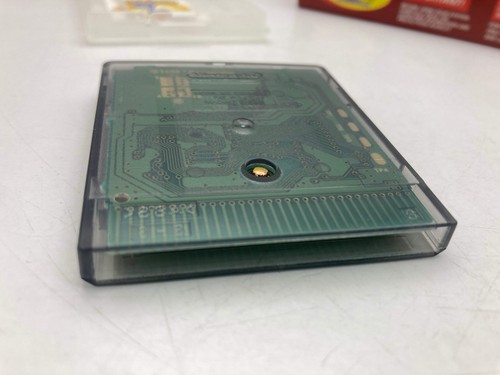 2001 The Legend of Zelda Oracle of Seasons - Game Boy Color - Picture 4 of 20