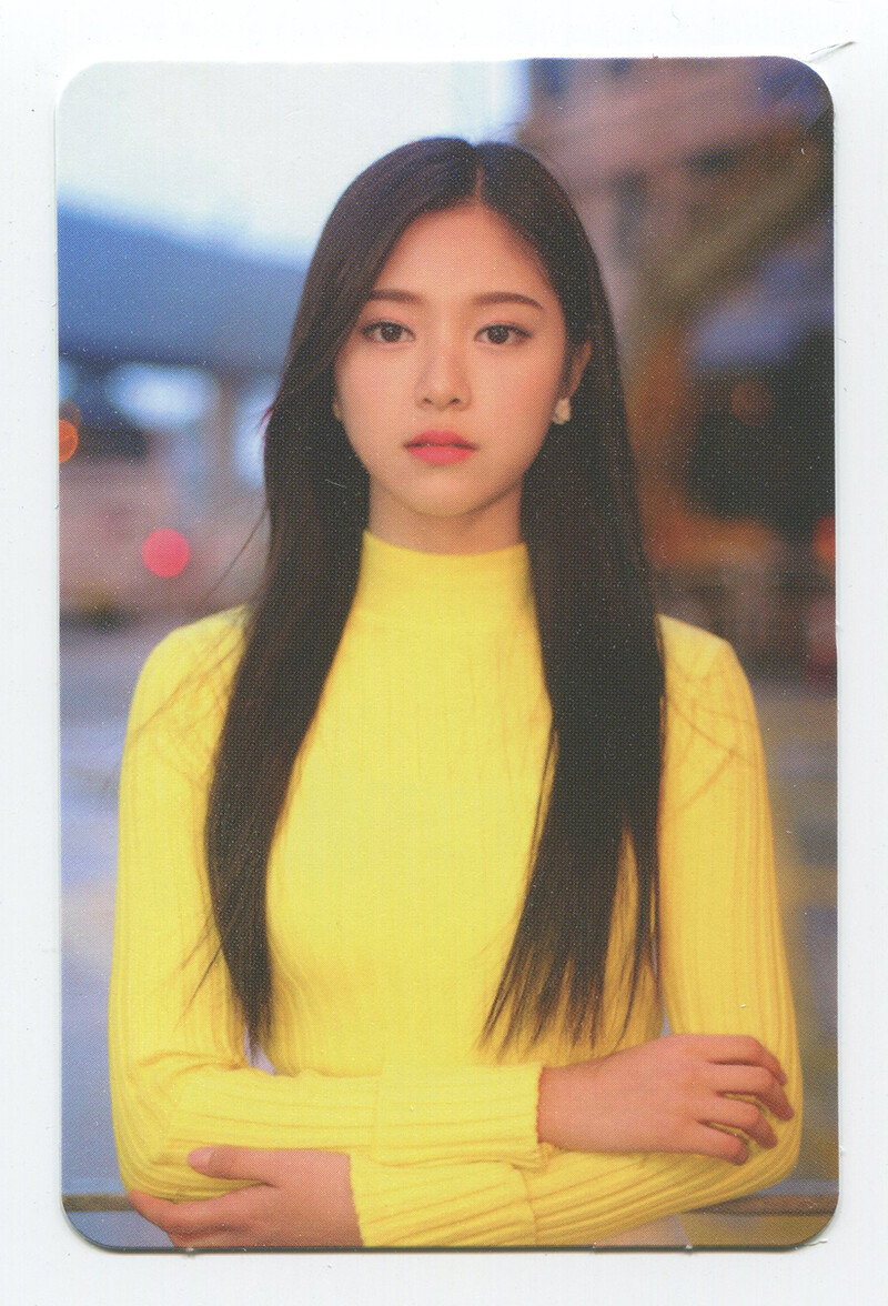 Monthly Girl LOONA 1/3 - LOVE & LIVE 1st Mini Album OFFICIAL