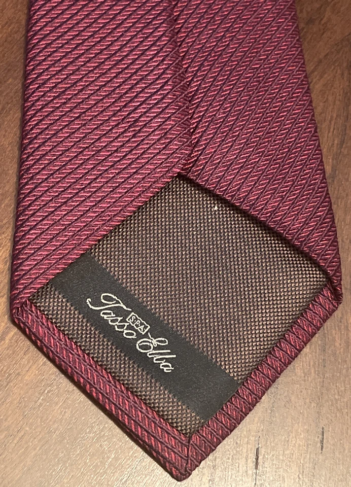 Corbata de cuello Tasso Ella hecha a mano 100 % seda para hombre hecha en China Foto 2 de 4