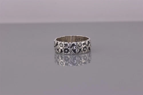 Vintage Sterling Silver 6mm Carved Flower Ivy Leaf Eternity Band Ring 925 Sz: 6