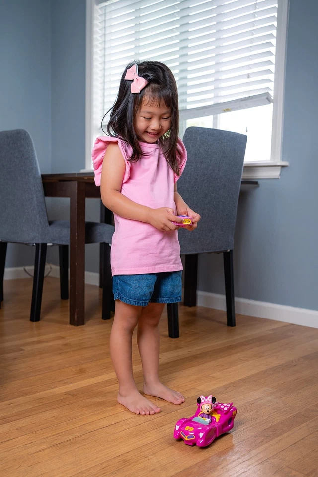 Minnie Mouse Hot Pink R C Roadster Racer Toy Car with Spin Feature - Image 3 of 4