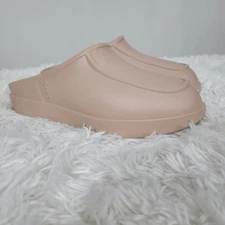 P448 Flo Cipria Nude Pink Clogs size 38-39