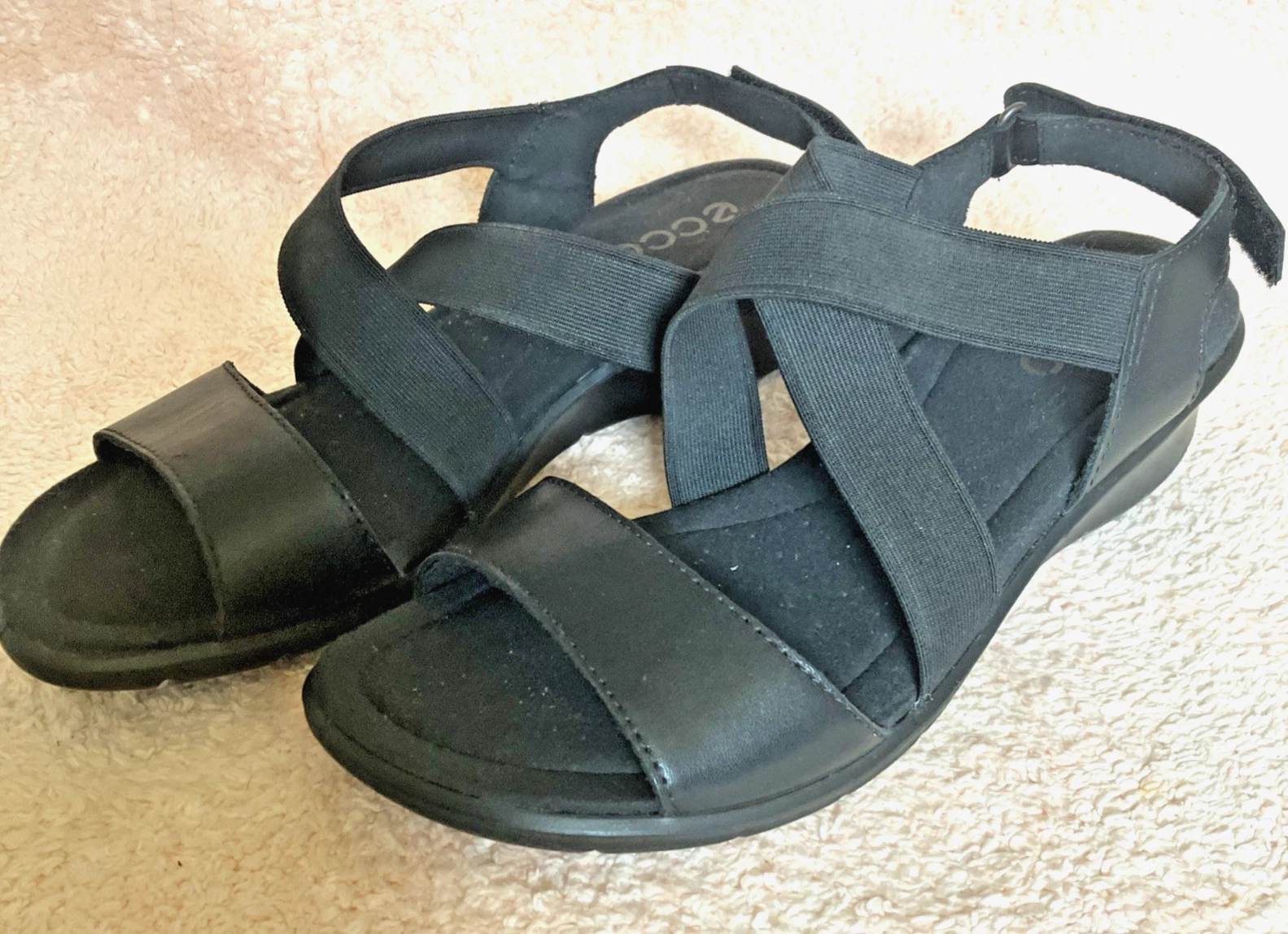 ECCO Felicia sandalo donna in pelle con zeppa e cinturino nero EU 38 US 7 5