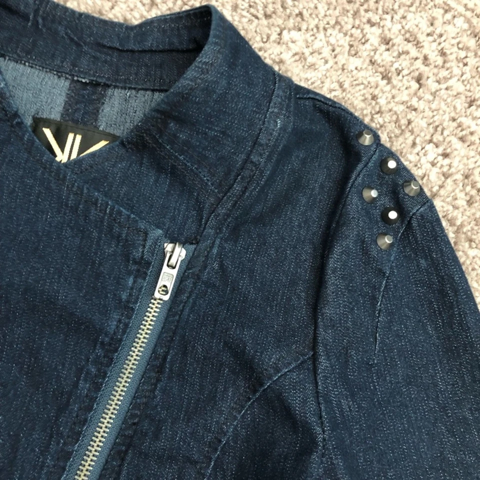 Chaqueta de moto vaquera con tachuelas Kardashian Kollection XS Foto 4 de 4