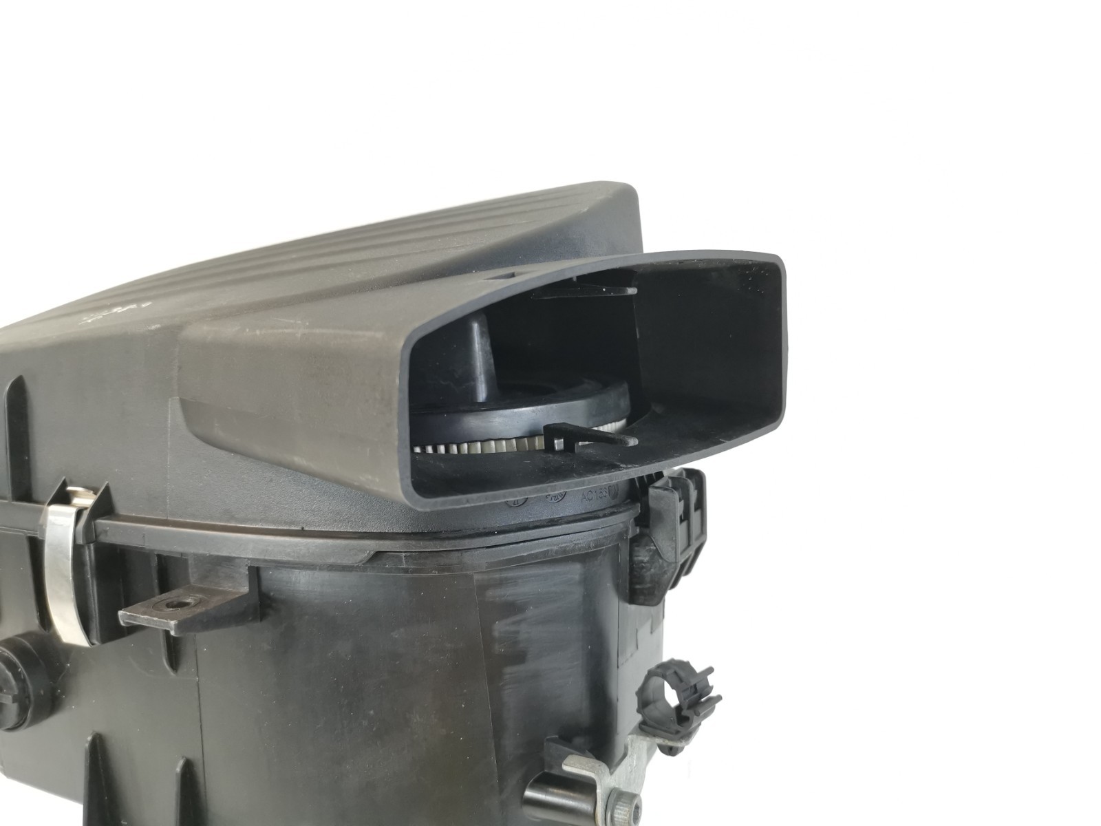 Maserati Ghibli 2017 RWD M156B 3.0 L Right Side Air Intake Filter Box MAF Sensor
