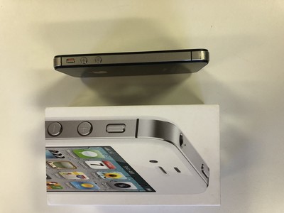 Apple Iphone 4S Unlocked Cellphone, 16Gb, Black (885909537945)
