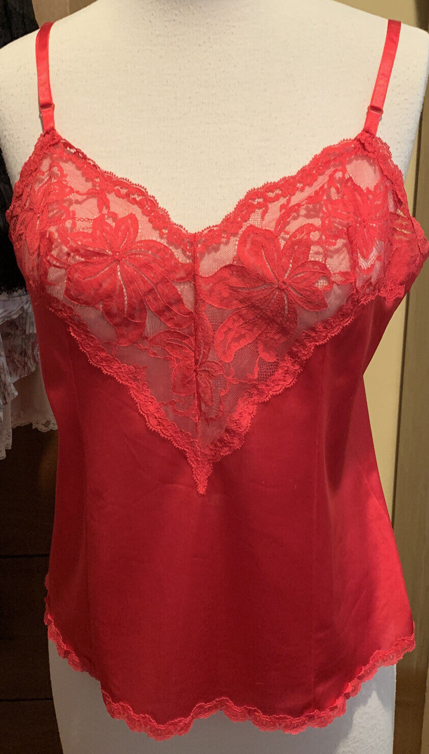 Cash special price Vintage Vanity Fair Red W Lacey Camisole Import Shiny Front 36 Size