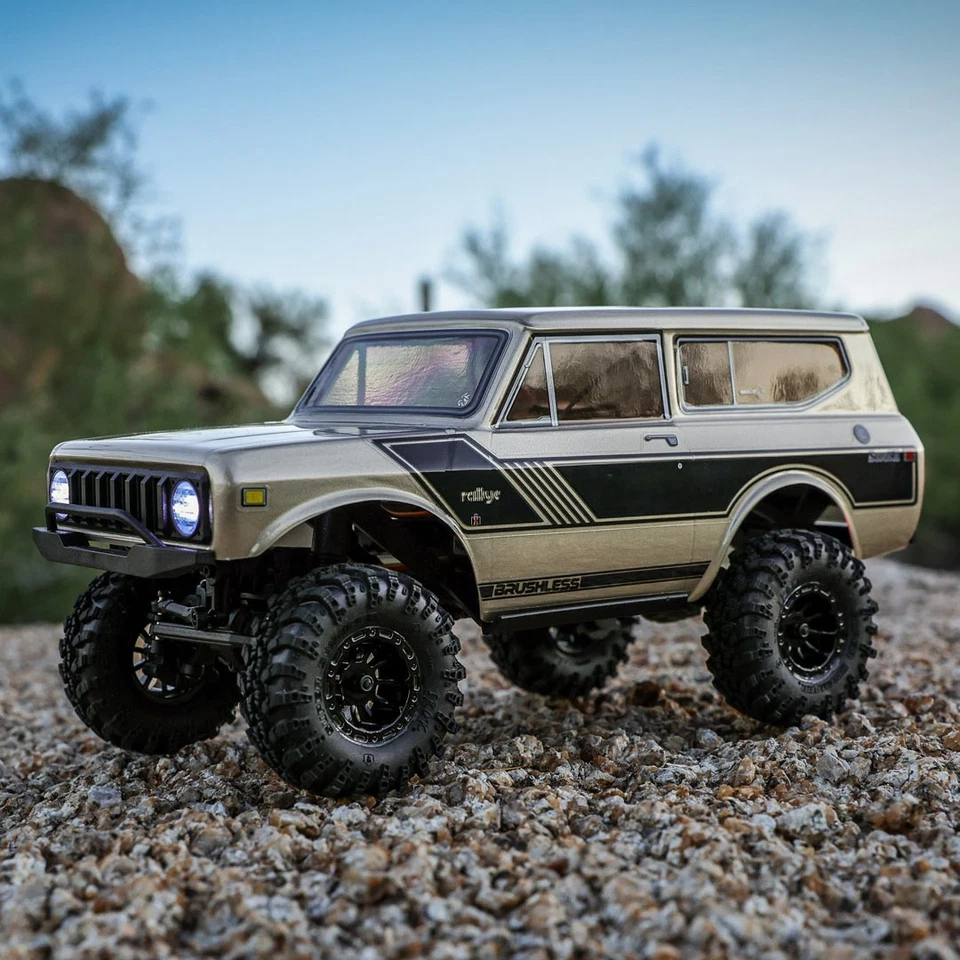 Redcat Racing Ascent-18 International Scout II Brushless RC Rock Crawler RTR - Image 4 of 4
