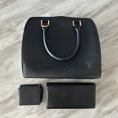 LOUIS VUITTON Epi Pont-Neuf With Wallet & Coin Purse  Authentic