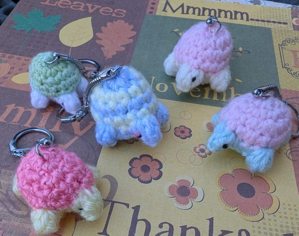 Keychains Turtle Lot of 5  Colourful Pink Blue Turtles Keychain Bag Accessories - Image 3 of 4