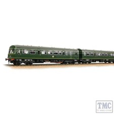 32-285A Bachmann OO Gauge Class 101 2-Car DMU BR Green (Roundel)