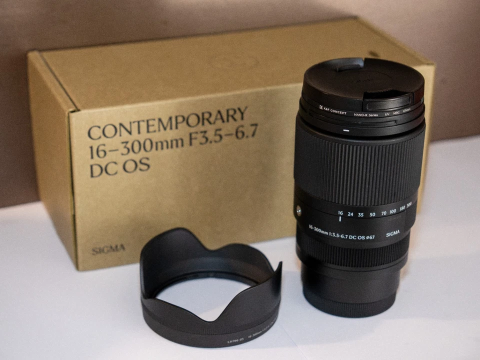 Sigma 16-300mm F3.5-6.7 DC OS Contemporary mit OVP | Sony E-Mount | WIE NEU - Bild 1 von 4