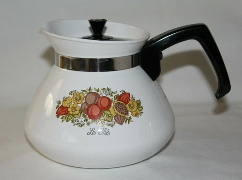 Vtg Corning Ware P-104 Le The Spice of Life 6 Cup Coffee Kettle Tea Pot With Lid