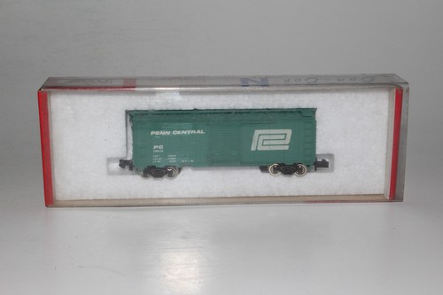 PC CENTRAL CON COR N SCALE PENN #160125 40' BOXCAR, BONITO, EN CAJA | Zustand: Used