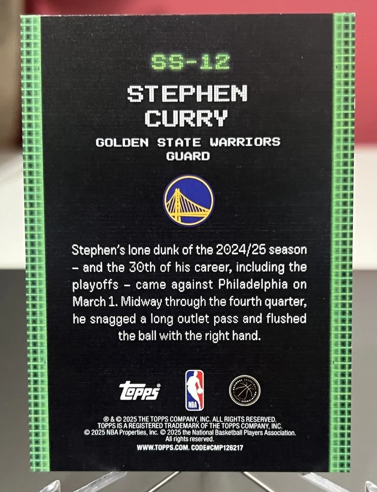 Stephen Curry 2025-26 Topps Baloncesto Objetivo FLASH DROP Escaneo y Golpe Inserto #/50 Foto 2 de 3
