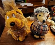 Lot Of 2 M S Toy Stuffed Animals Lion And Hedgehog