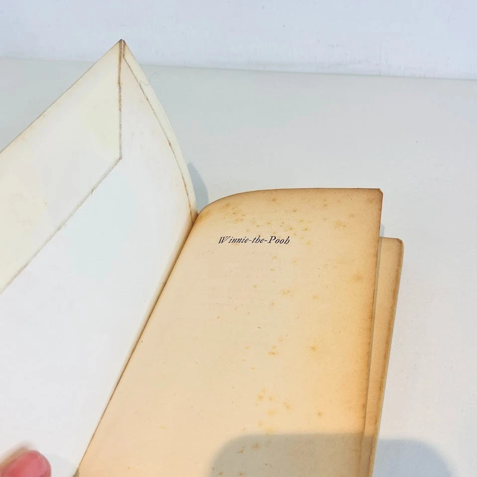 AA Milne Methuen Paperback Vintage Book Bundle 1965-1966 Winnie the Pooh - Image 4 of 4