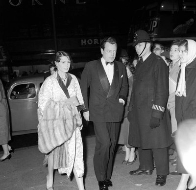 David Milford Haven with Eva Bartok premiere of ballet Broken Date- 1958 Photo 1