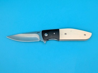 CRKT 2867 Curfew Assisted Open Plain Edge Folding Pocket Knife!