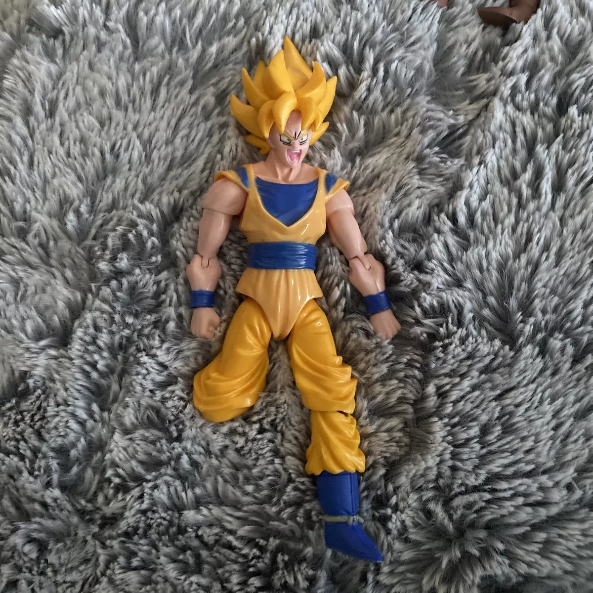 Boneco Goku Super Saiyan Anime Dragon Ball Z Action Figure