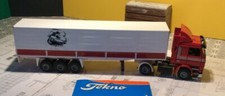 Camión Tekno Scania con semirremolque maleta escala 1:50.