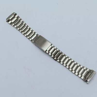 18 mm Seiko 7009-8810 Men's Watch Stainless Steel Bracelet G1023