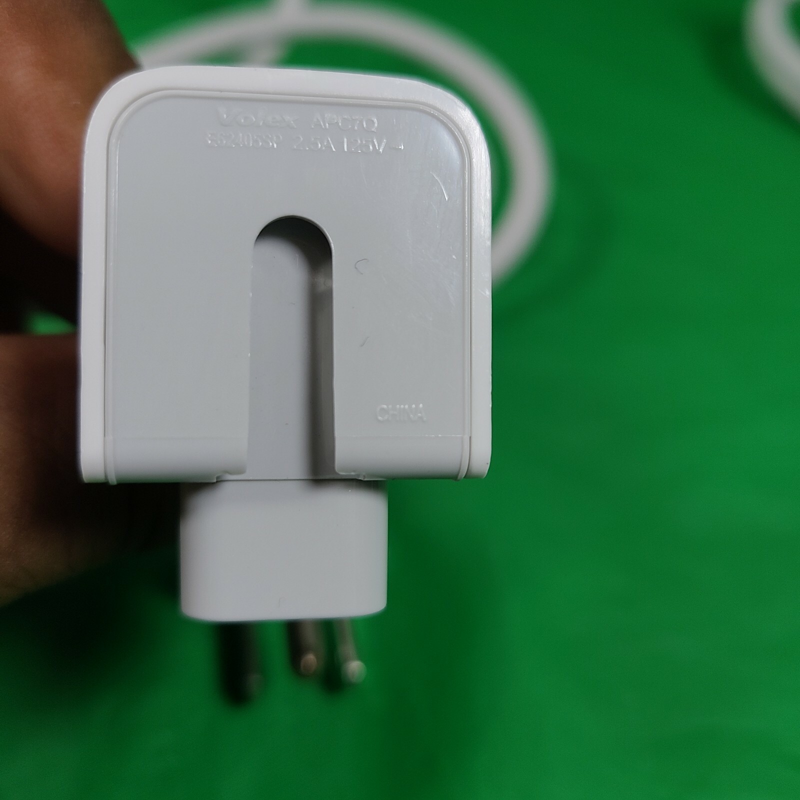 Volex APC7Q Apple Macbook Power Adapter Extension Cord E62405SP 2.5A ...