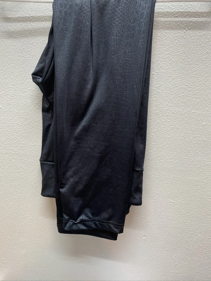 Leggings informales de gamuza suave tiro alto estampado serpiente negro Juniors No Boundaries XXL Foto 4 de 4