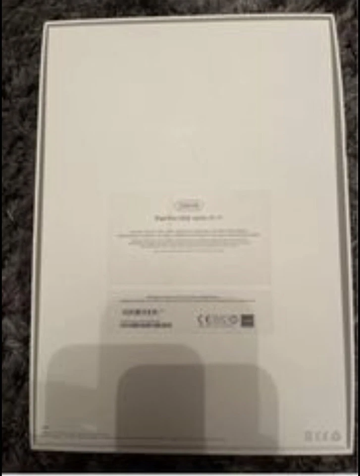 Apple iPad Pro 64GB, Wi-Fi , 10.5 in - Silver Cellular - Image 4 of 4