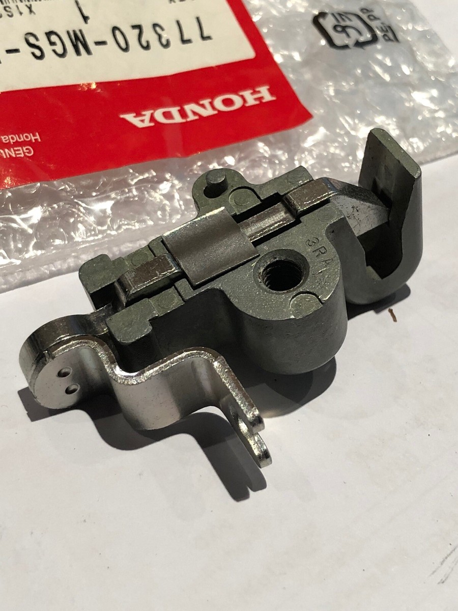 12-18 NC700X 14-19 NC750X New Genuine HONDA Seat Catch Lock B