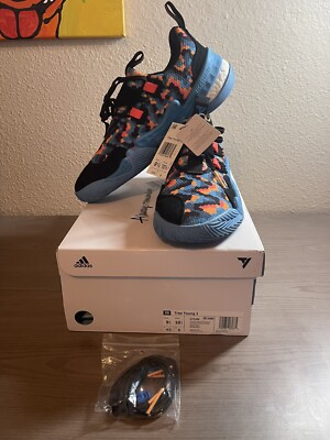 Trae Young 1 Pixels Basketball Shoes Athletic Sneakers GY0289 Blue Mens Size 9.5 Mens Adidas Trae Young 1 Basketball Shoe Pixel / Blue Orange  main image 3