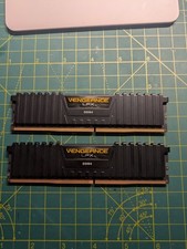Corsair CMK16GX4M2A2400C16 Vengeance LPX 2x8GB DDR4 2400 MHz Memory Kit - Black