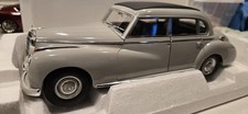*READ* 1:18 Norev 1955 Mercedes-Benz Typ 300 Limousine Grey Diecast 