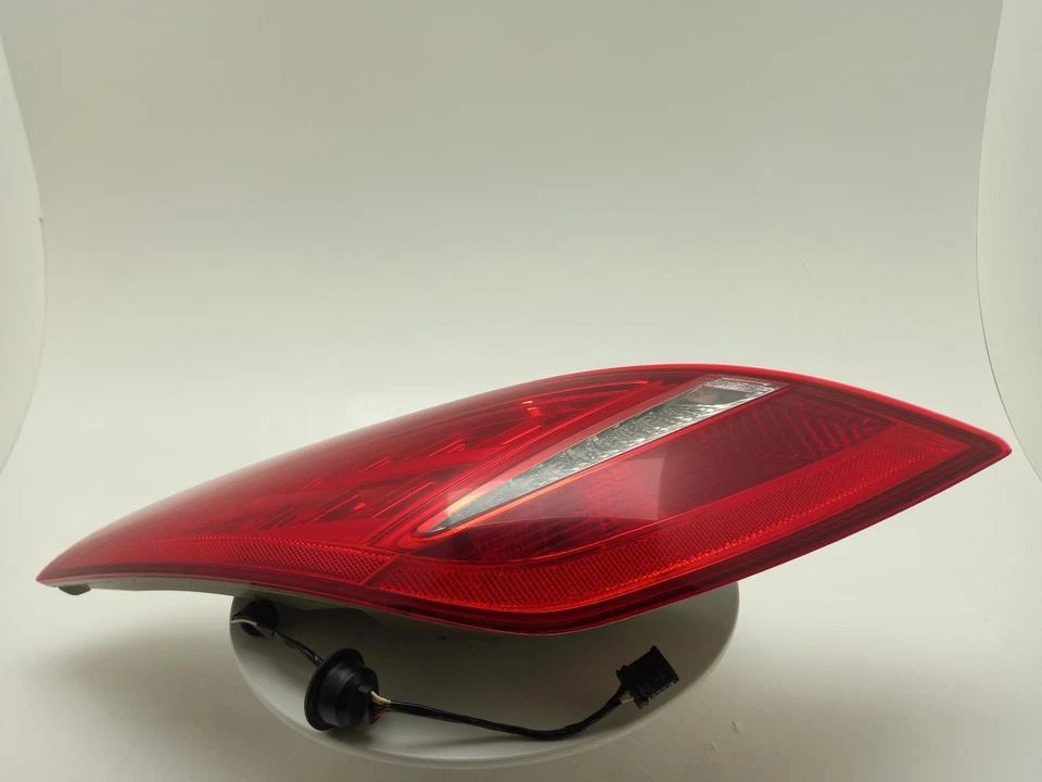 Luz trasera PEUGEOT RCZ N/S 2010-2016 2 puertas cupé izquierda Foto 2 de 4