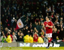 Manchester United Gary Neville Autographed Signed 8x10 Photo COA