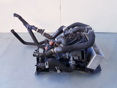 Audi A6 C8 TFSi-E 2.0i 2023 vorne rechts Wasserpumpen Schläuche Ventile Lautsprecher Set