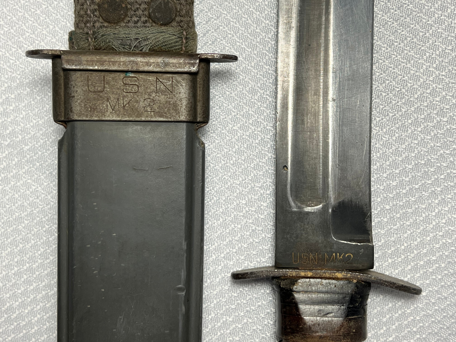 USN MK2 WW2 KABAR Stacked Leather Handle Fixed Blade Bowie Knife With