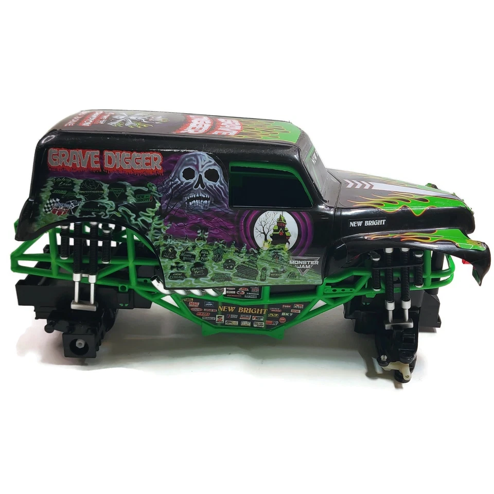[PARTS / REPAIR] Grave Digger New Bright RC 15" Replacement Body Shell and Frame - Image 2 of 4